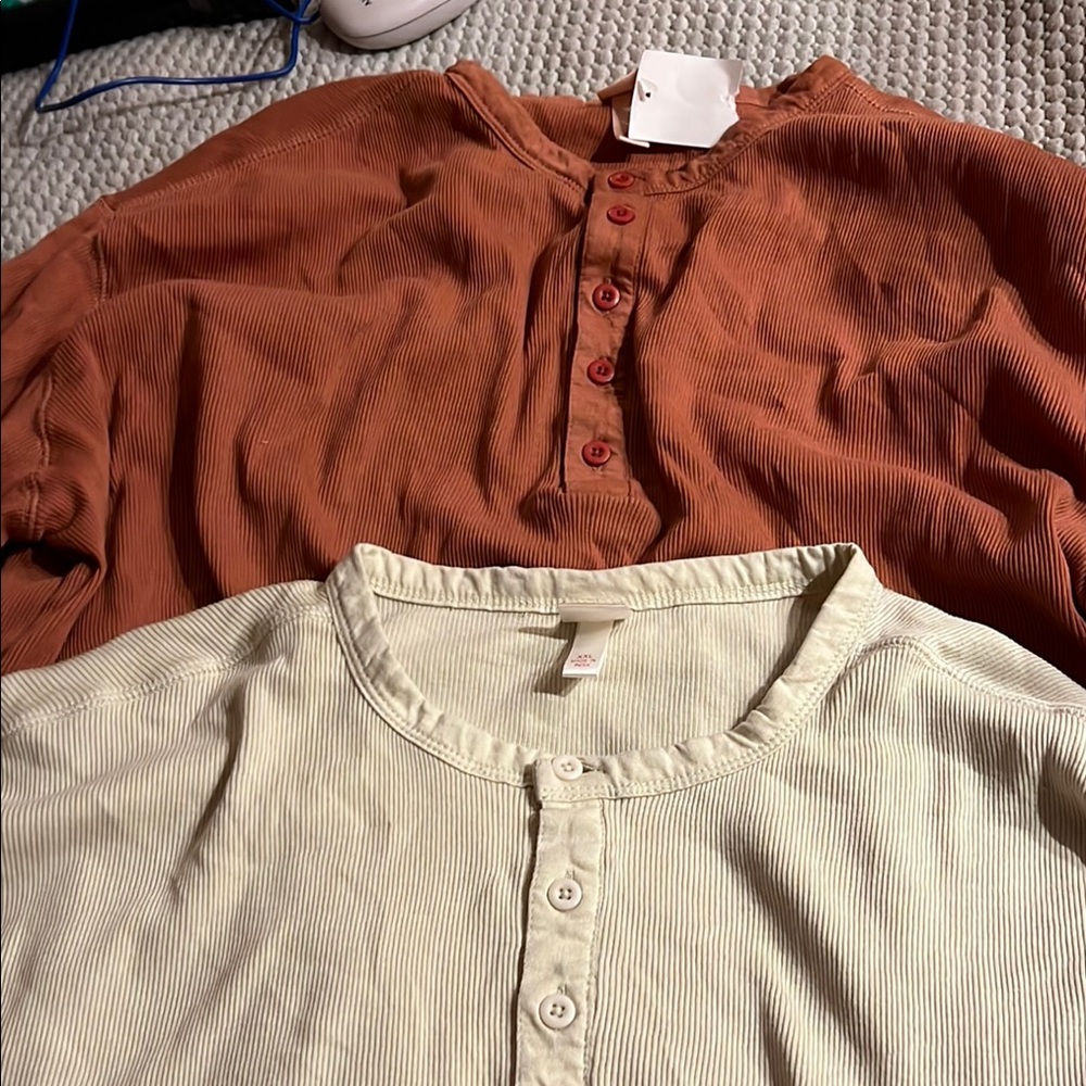 Pair of Button-Up Henley Shirts in Rust and Cream